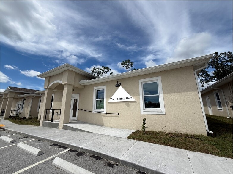 23059 Tabak Ln, Land O' Lakes, FL for sale - Building Photo - Image 1 of 8