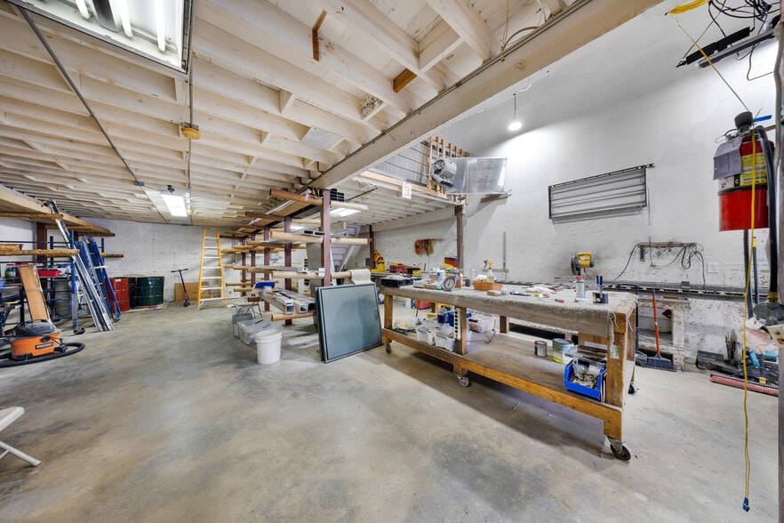 1771 W 38th Pl, Hialeah, FL for sale - Building Photo - Image 2 of 5