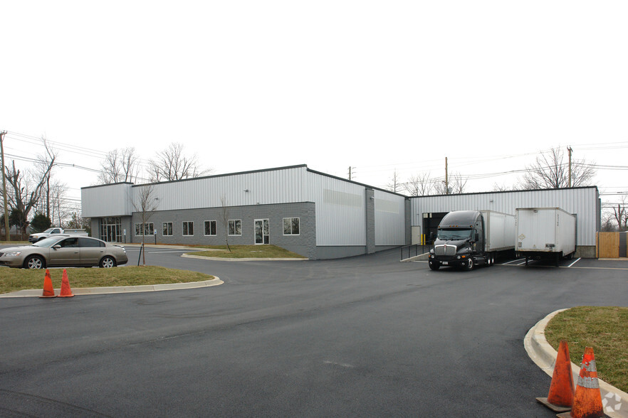 11501 Champions Way, Louisville, KY for lease - Building Photo - Image 2 of 2