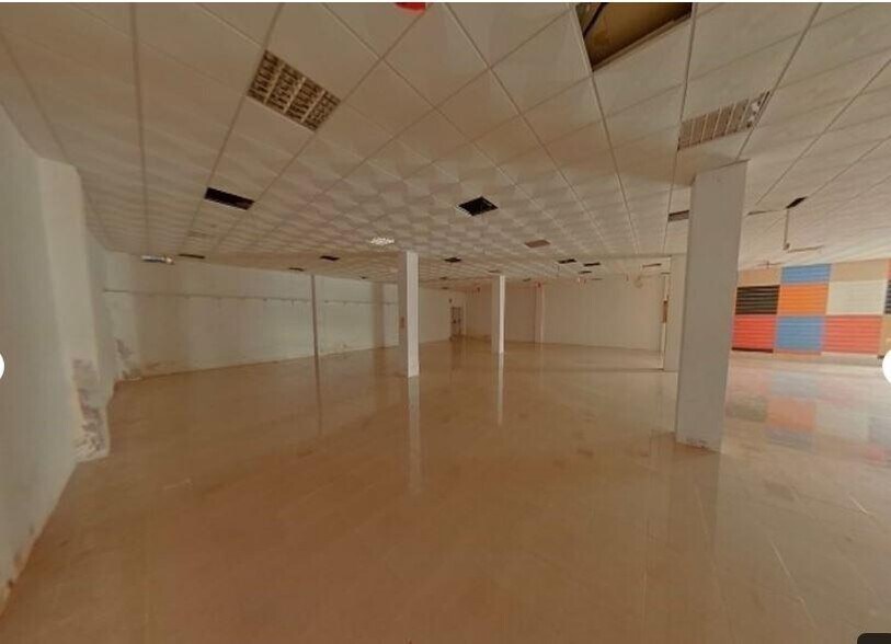Retail in Espartinas, Sevilla for sale - Building Photo - Image 2 of 12
