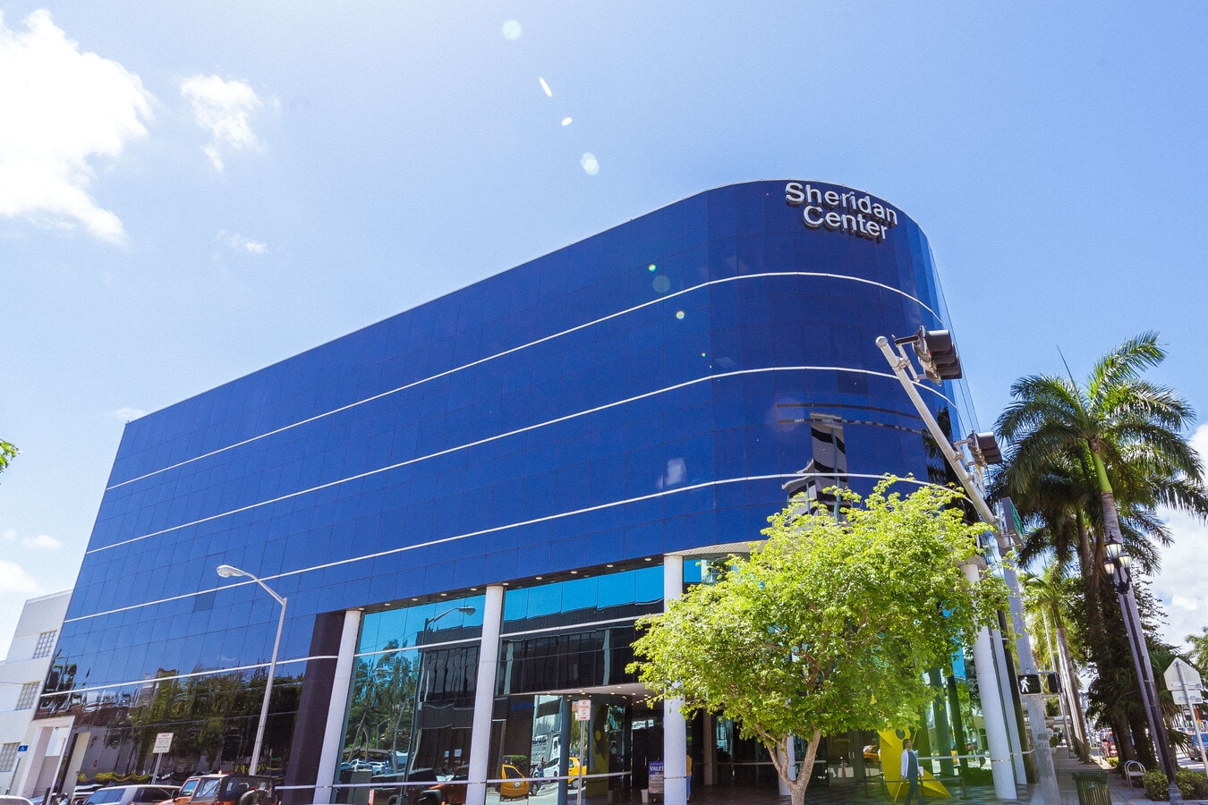 400 Arthur Godfrey Rd Miami Beach - 400 Arthur Godfrey Rd Miami Beach FL Building Photo 1 HighDefinition