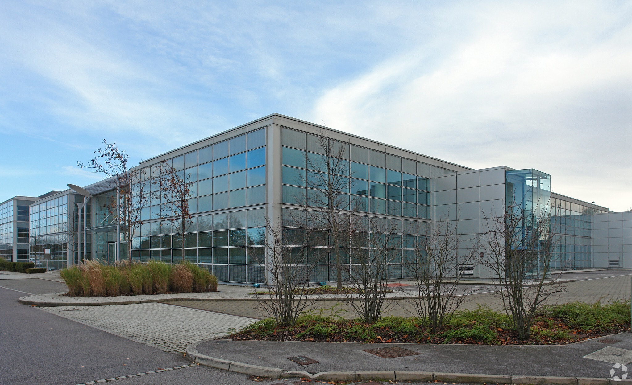 Summit Av, Farnborough for sale Primary Photo- Image 1 of 1