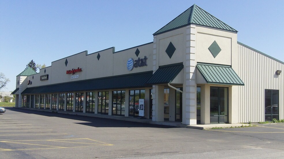 685 S US Highway 131, Three Rivers, MI for sale - Building Photo - Image 1 of 1