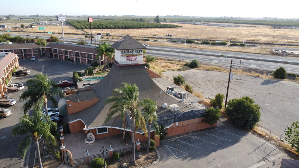 2000 E Childs Ave, Merced, CA for lease - Building Photo - Image 2 of 4