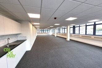 Harlands Rd, Haywards Heath for lease Interior Photo- Image 2 of 4