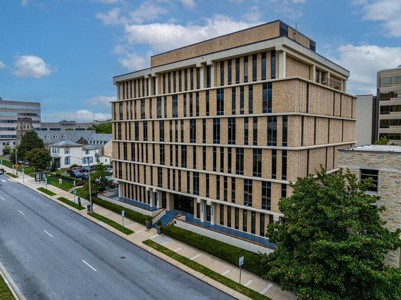 102 W Pennsylvania Ave, Towson, MD for lease - Building Photo - Image 1 of 6