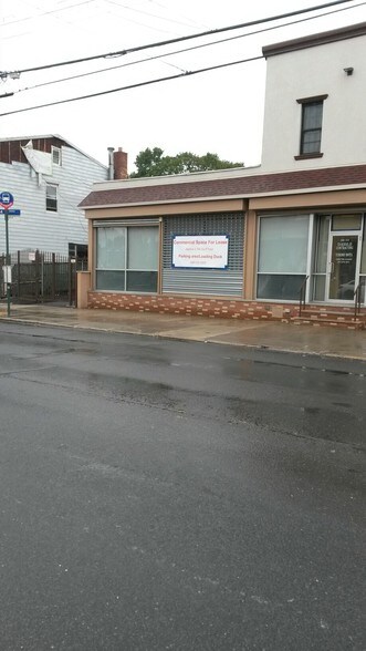 6054 Metropolitan Ave, Ridgewood, NY for sale - Building Photo - Image 1 of 1