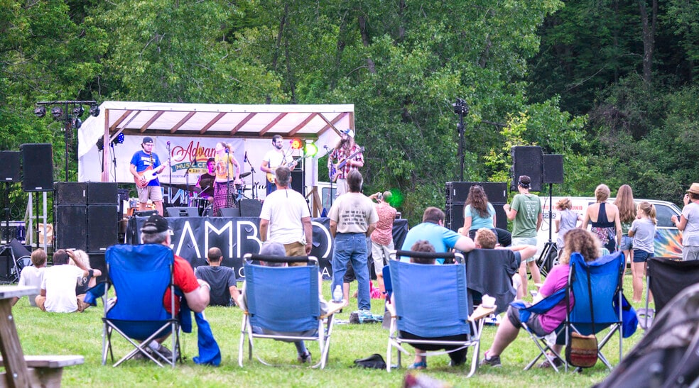 22 Old Main St, Jeffersonville, VT for sale - Building Photo - Image 3 of 8