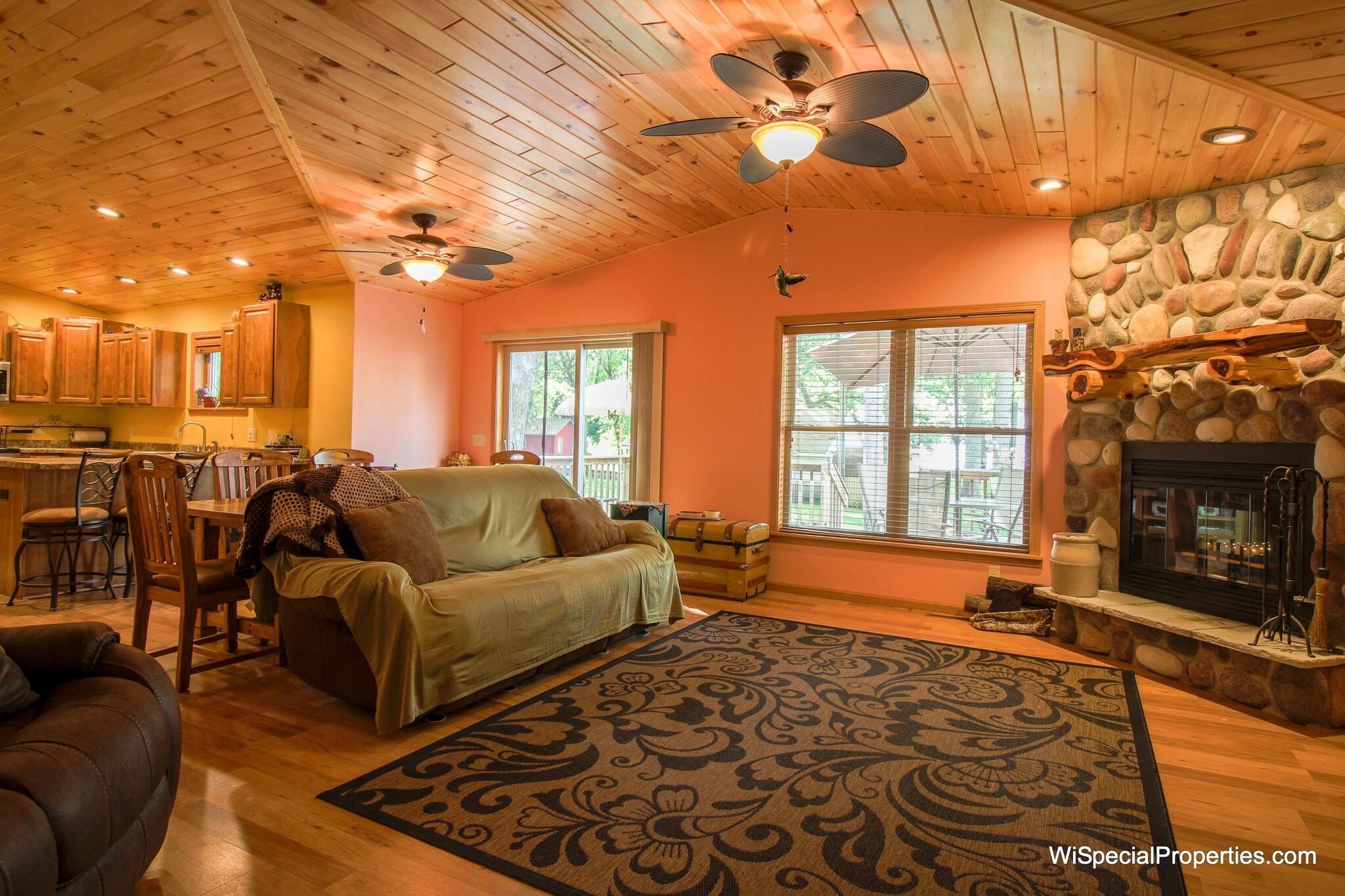 W505 Huron Bay Dr, Montello, WI 53949 Log Cabin Resort
