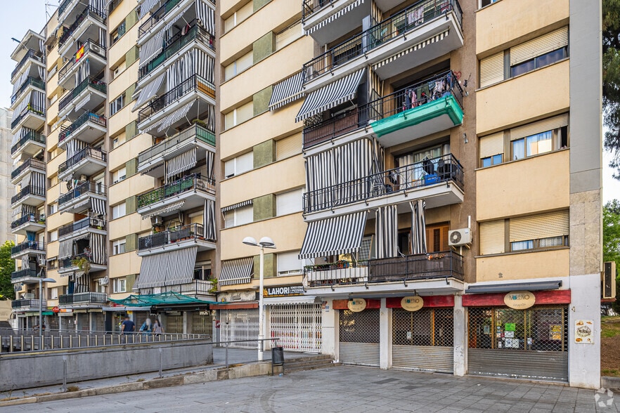 Retail in Rubí, Barcelona for lease - Building Photo - Image 3 of 5