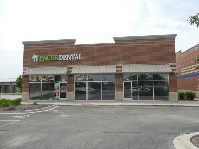 801-875 N Randall Rd, Batavia, IL for lease - Building Photo - Image 1 of 2