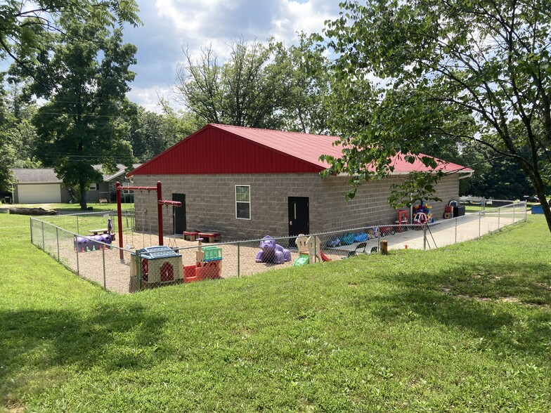 112 Pine St, Greenville, MO for sale - Building Photo - Image 1 of 26