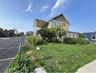 More details for 43 E Bridge St NE, Rockford, MI - Retail for Lease