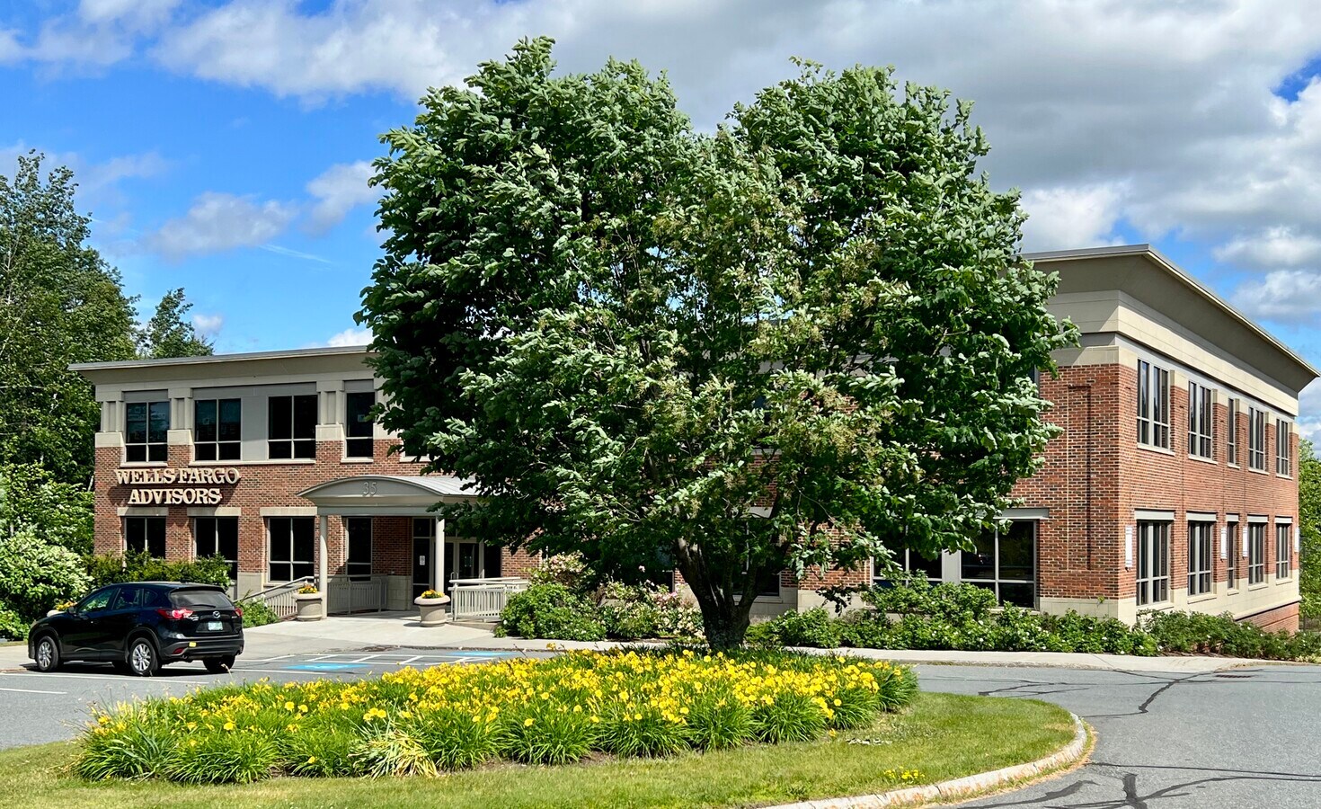 35 Centerra Pky, Lebanon, NH 03766 35 Centerra Parkway