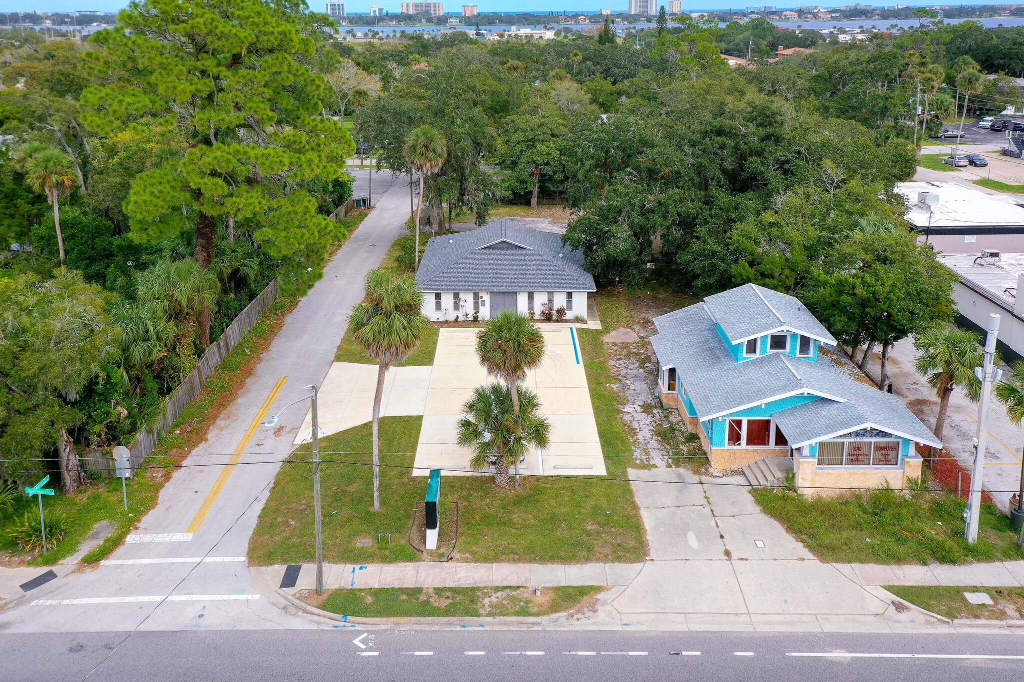 939 S Ridgewood Ave, Daytona Beach, FL for sale Building Photo- Image 1 of 14