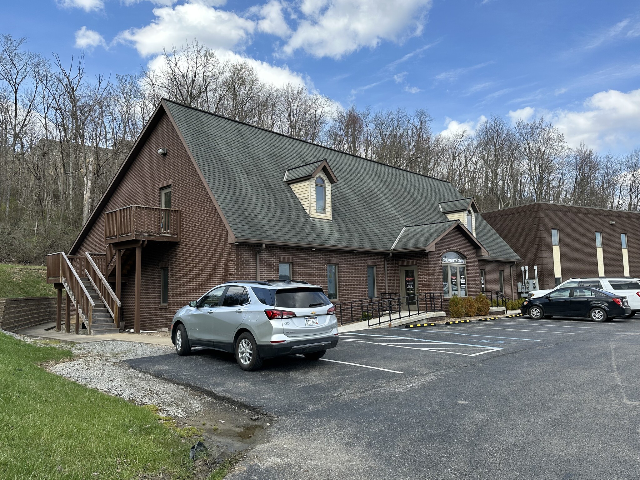 9 Chenoweth Dr, Bridgeport, WV for lease Building Photo- Image 1 of 10