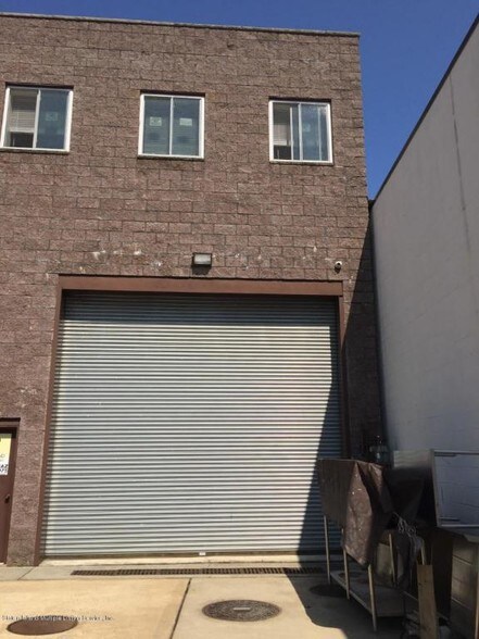 3007-3011 Arthur Kill Rd, Staten Island, NY for sale - Primary Photo - Image 1 of 1