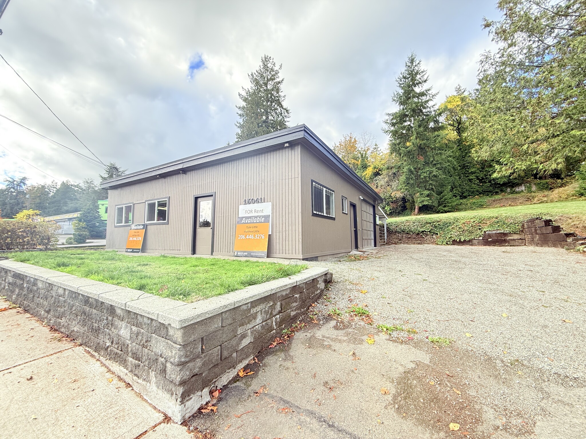 15041 Bothell Way NE, Lake Forest Park, WA for lease Interior Photo- Image 1 of 3