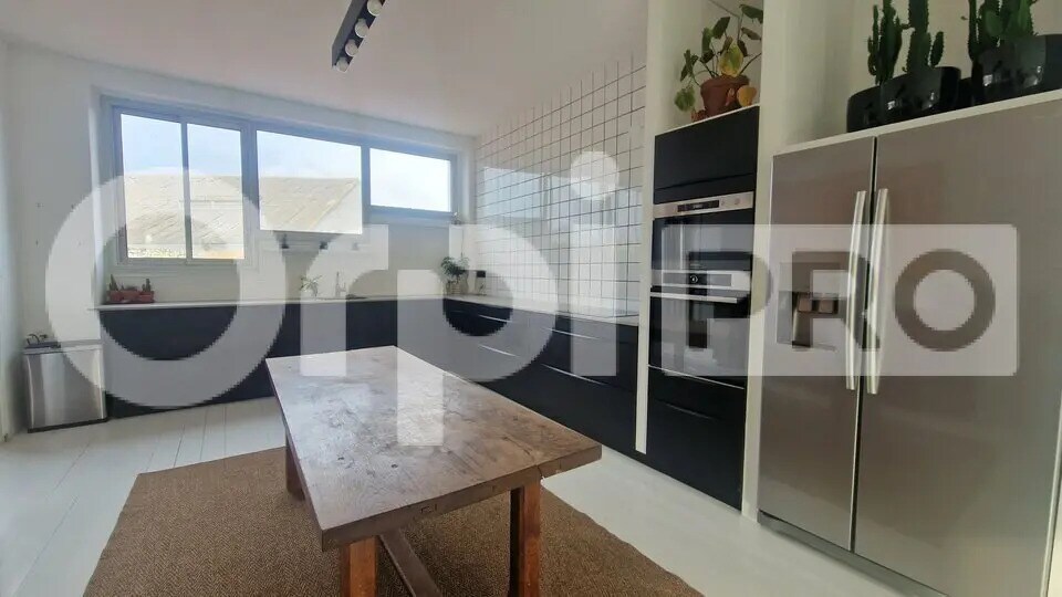 Office in La Rochelle for sale - Interior Photo - Image 2 of 5