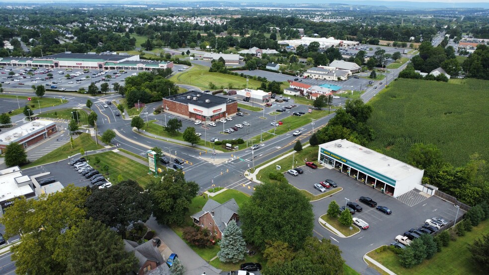 1515 Sullivan Trl, Easton, PA for sale - Building Photo - Image 3 of 8