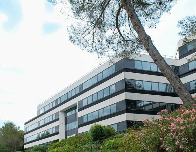 Office in Valbonne for sale - Building Photo - Image 1 of 4