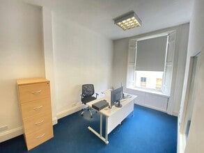 31 South Tay St, Dundee for lease Interior Photo- Image 2 of 7