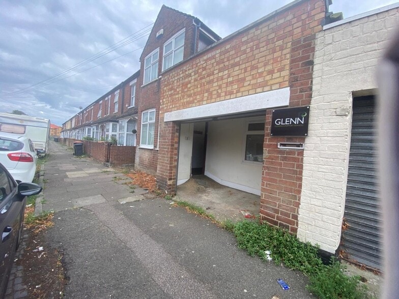 1A Firbank Rd, Bedford for lease - Building Photo - Image 2 of 2