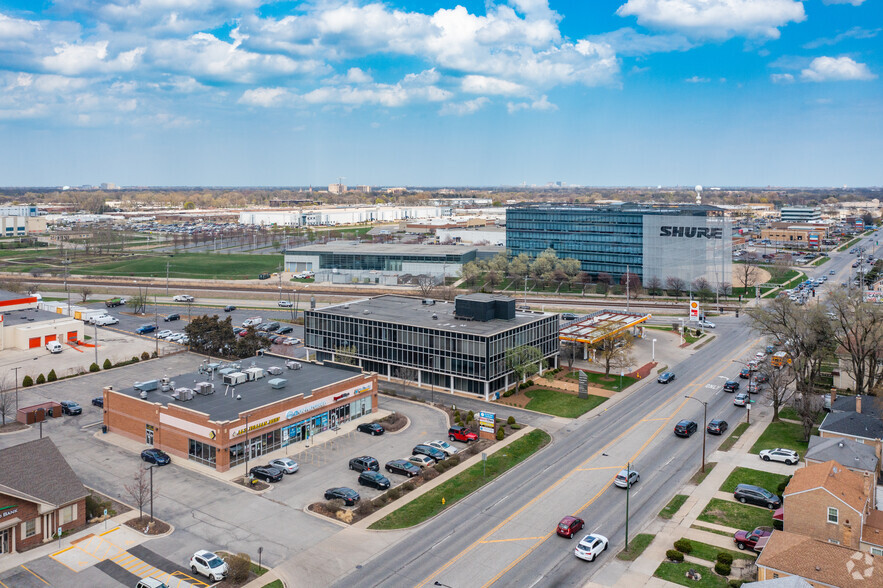 5940 W Touhy Ave, Niles, IL for lease - Aerial - Image 1 of 5