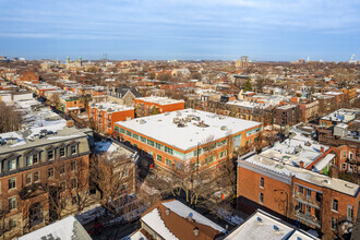 225 Rue Roy E, Montréal, QC - aerial  map view