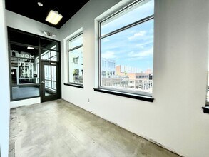 101 N Queen St, Lancaster, PA for lease Building Photo- Image 1 of 16