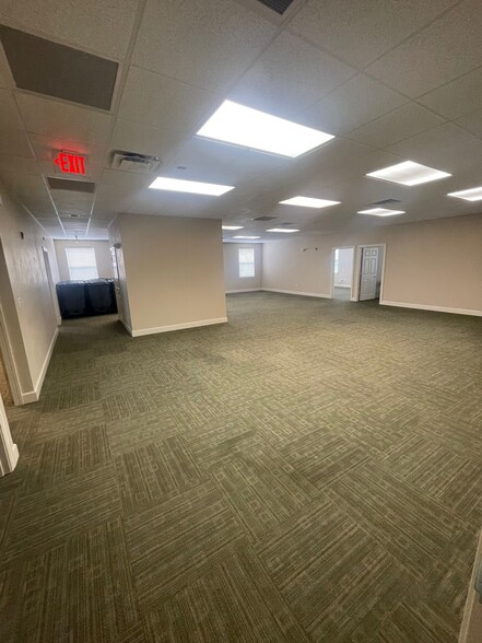 2600 Centennial Pl, Tallahassee, FL for lease - Interior Photo - Image 3 of 13