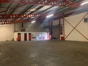 9-51 Sandilands St, Glasgow for lease Interior Photo- Image 2 of 4