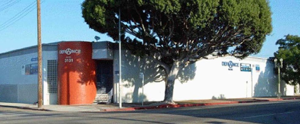 3131 S Broadway, Los Angeles, CA for sale - Primary Photo - Image 1 of 14