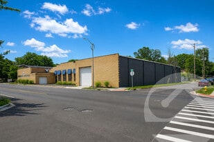 500 Auburn Rd, Pontiac MI - Warehouse