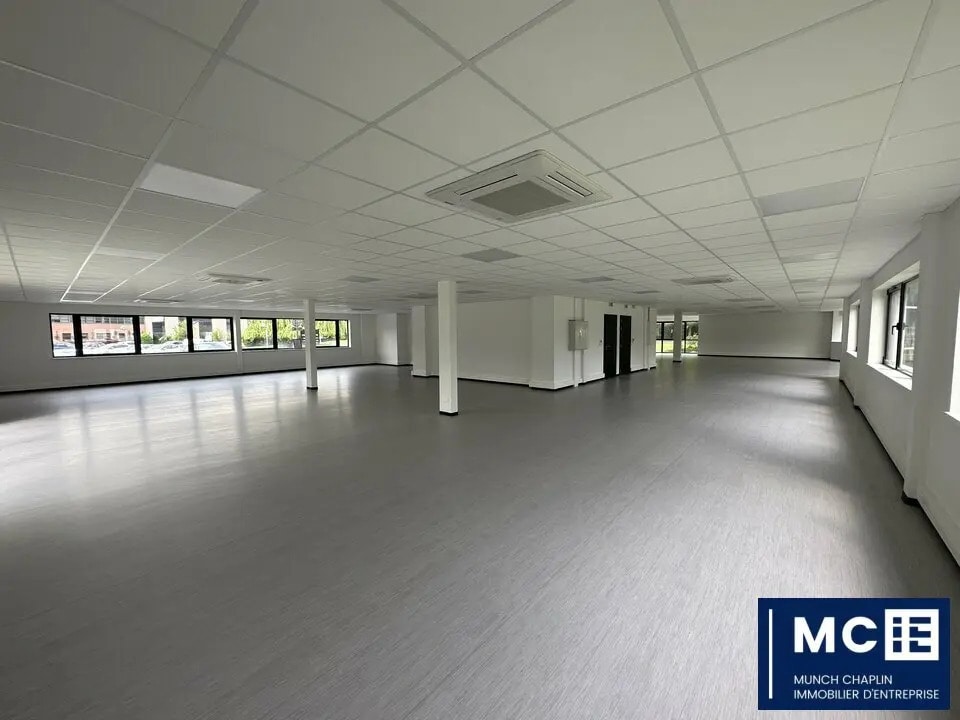Office in Oberhausbergen for lease Interior Photo- Image 1 of 7