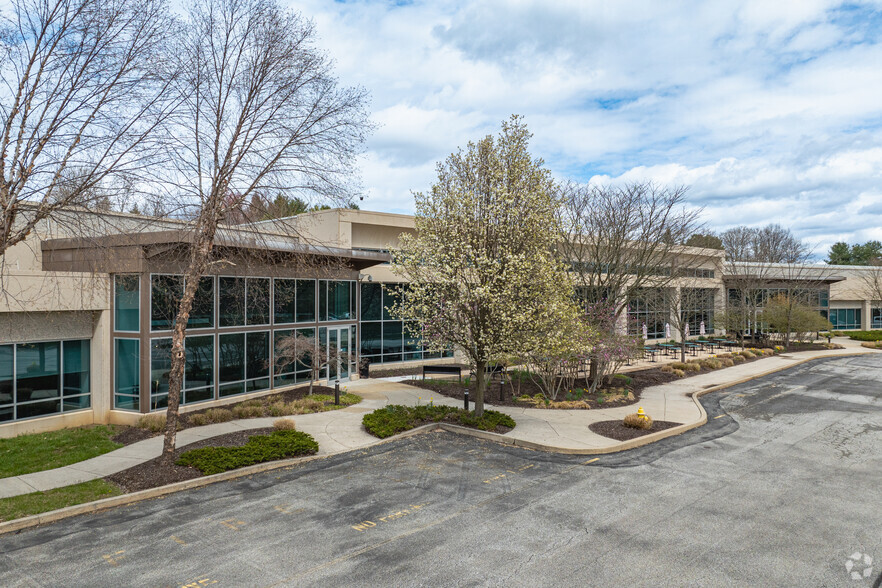 1 Braxton Way, Glen Mills, PA for lease - Building Photo - Image 3 of 6