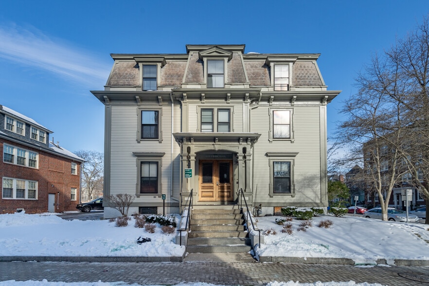 Mellen Street Collection portfolio of 4 properties for sale on LoopNet.com - Building Photo - Image 3 of 5