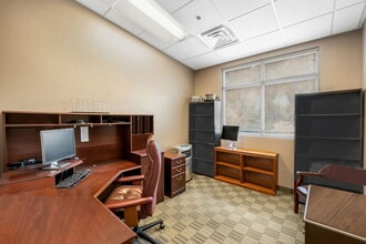 7430 S Creek Rd, Sandy, UT for lease Building Photo- Image 2 of 19