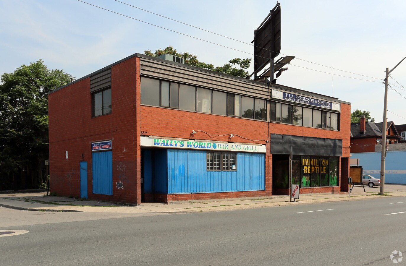 859861 King St E, Hamilton, ON L8M 1A9