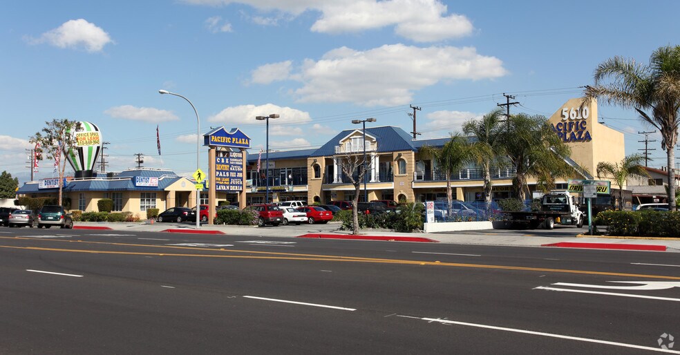 5600-5610 Pacific Blvd, Huntington Park, CA for lease - Building Photo - Image 2 of 8
