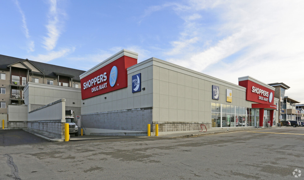 15945-15996 97th St NW, Edmonton, AB for lease - Building Photo - Image 3 of 3