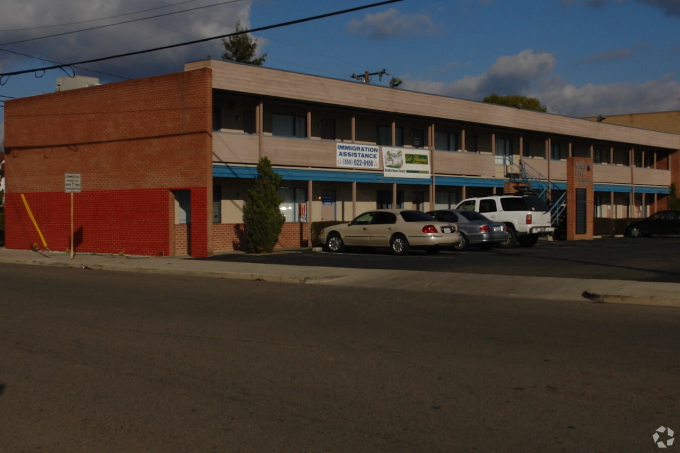 1640 W Mineral King Ave, Visalia, CA 93291 Mineral King Professional