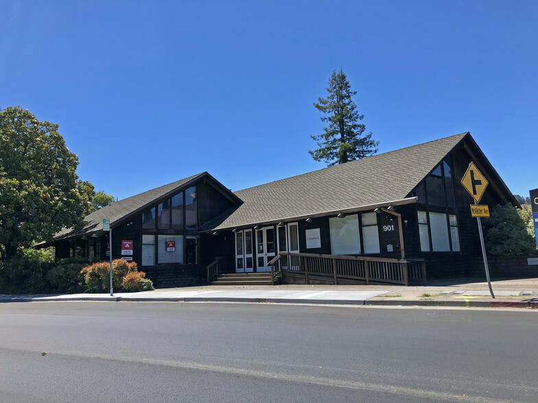 901-905 Sir Francis Drake Blvd, Kentfield, CA for lease - Building Photo - Image 1 of 6