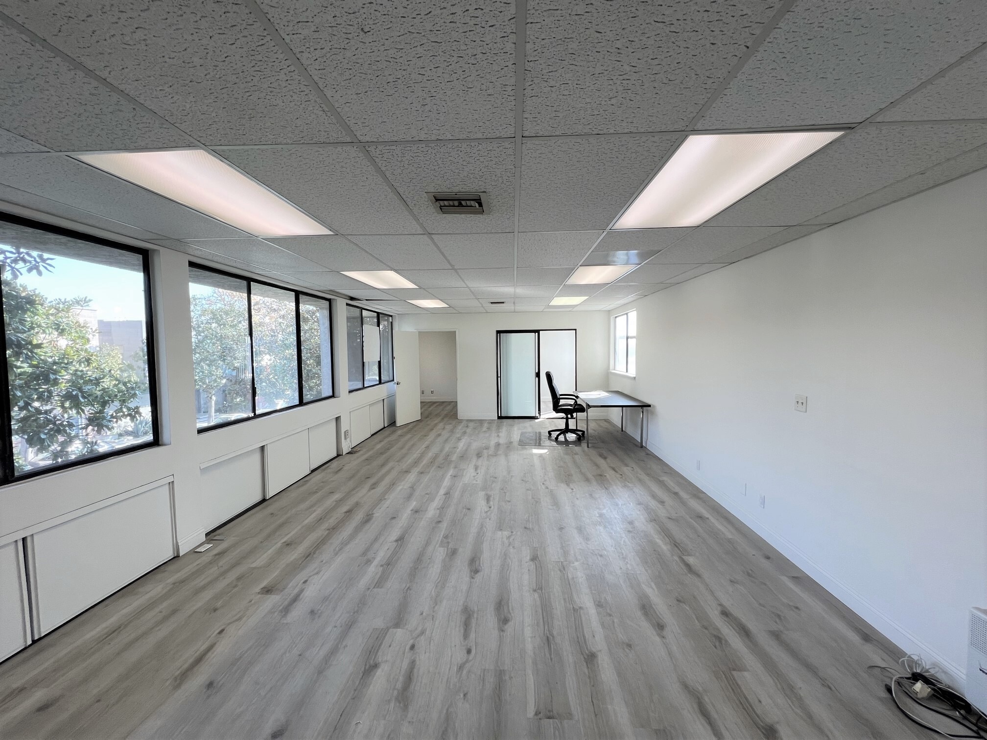 1526 14th St, Santa Monica, CA for lease Interior Photo- Image 1 of 3