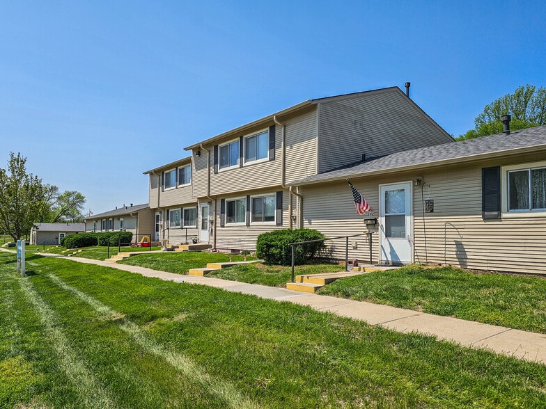 210 Sivers Rd, Glenwood, IA for sale - Building Photo - Image 2 of 9