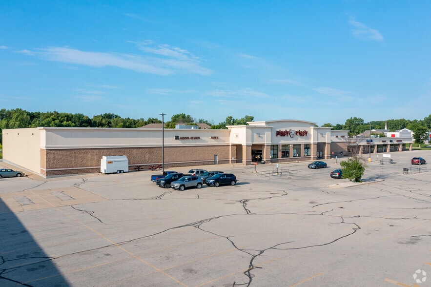 2465 Lineville Rd, Howard, WI for lease - Building Photo - Image 1 of 7