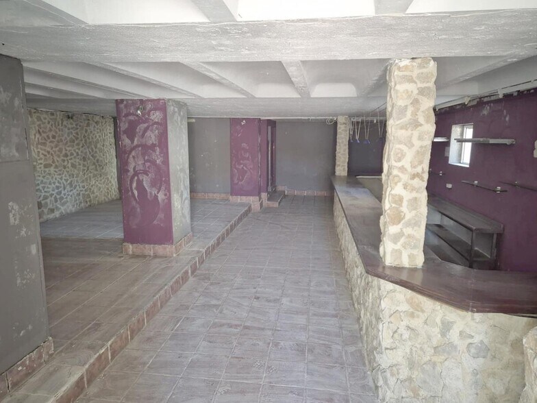 Retail in València for sale - Building Photo - Image 3 of 13