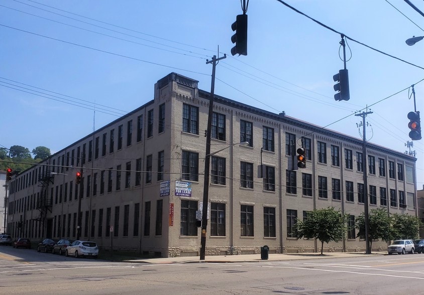 2530 Spring Grove Ave, Cincinnati, OH for sale - Building Photo - Image 1 of 1