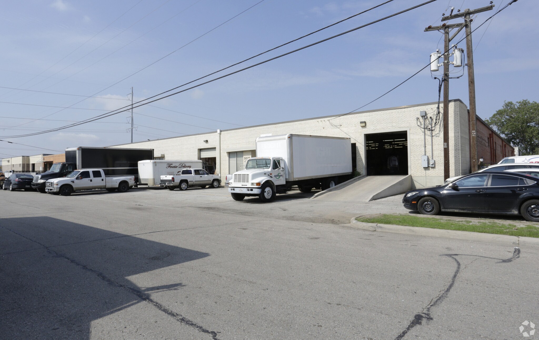5025-5035 Sharp St, Dallas, TX for sale Building Photo- Image 1 of 1