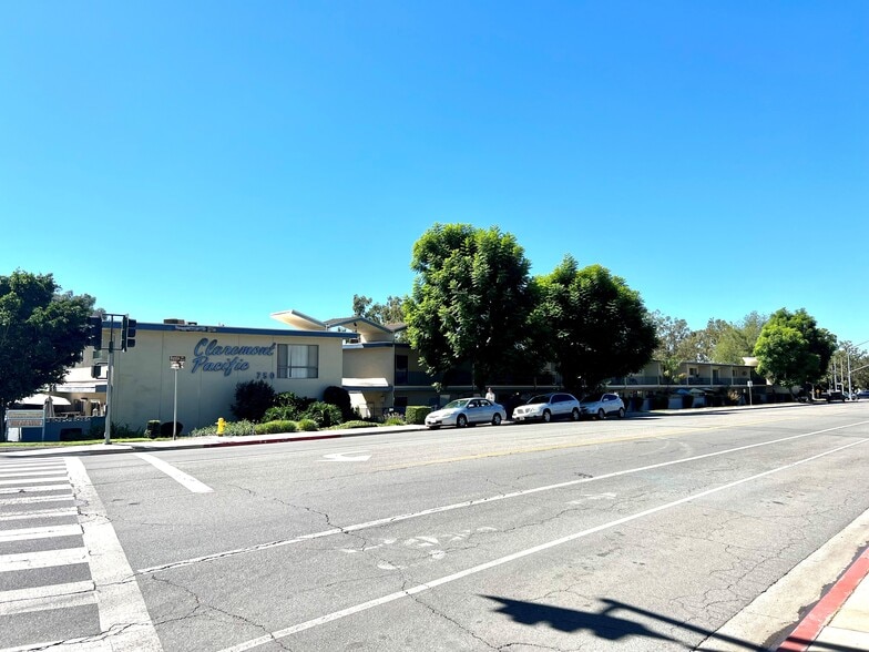 750 W Bonita Ave, Claremont, CA for sale - Building Photo - Image 1 of 1